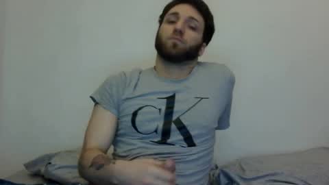 lucasbacon13 online show from January 17, 1:15 am