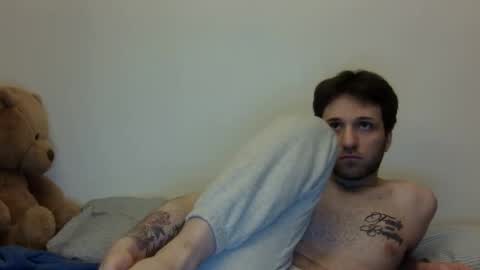 lucasbacon13 online show from February 15, 12:27 am