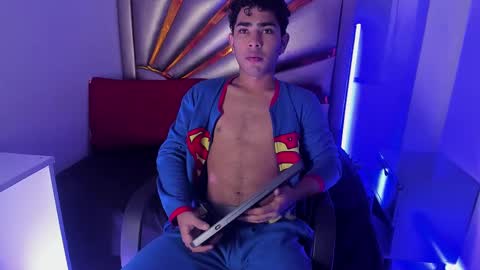 lucascarterr online show from March 4, 3:11 am