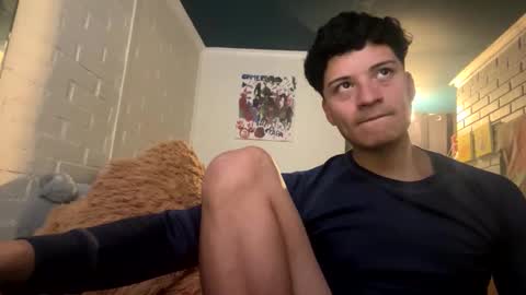 Snapshot of luchosaando chatting on February 24, 1:35 am Felipe online show from February 24, 1:35 am