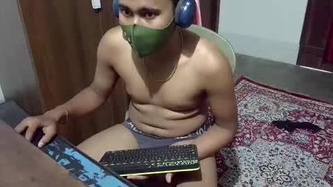 luci_ri online show from October 25, 2:24 am