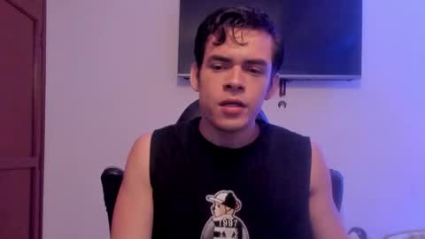 Lucian Gomez online show from November 6, 1:52 am