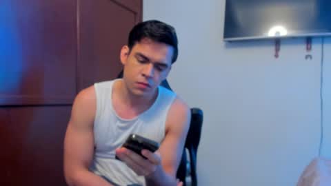 Lucian Gomez online show from October 7, 7:40 pm