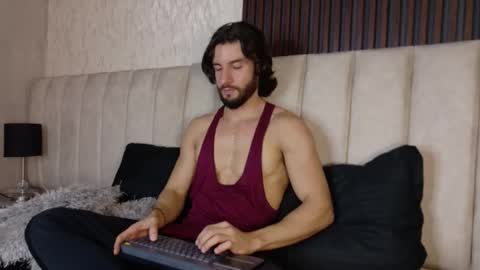 Luciano online show from September 8, 8:19 pm