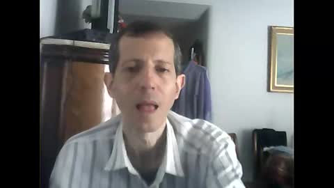 Snapshot of lucianoaxel chatting on December 28, 4:52 pm Luciano online show from December 28, 4:52 pm