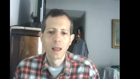 Snapshot of lucianoaxel chatting on December 21, 1:42 pm Luciano online show from December 21, 1:42 pm