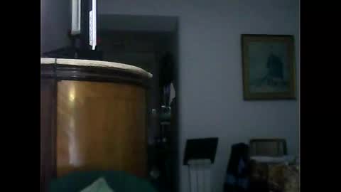 Snapshot of lucianoaxel chatting on September 23, 12:10 am Luciano online show from September 23, 12:10 am