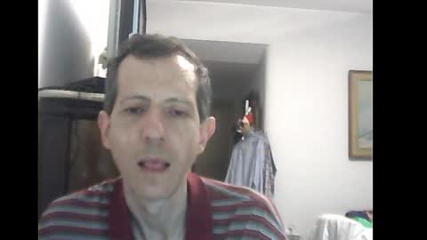 Snapshot of lucianoaxel chatting on December 20, 2:08 am Luciano online show from December 20, 2:08 am