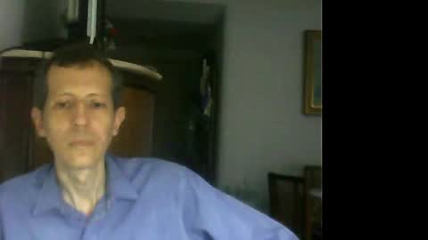 Snapshot of lucianoaxel chatting on February 16, 6:21 pm Luciano online show from February 16, 6:21 pm