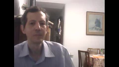 Snapshot of lucianoaxel chatting on March 5, 1:10 am Luciano online show from March 5, 1:10 am