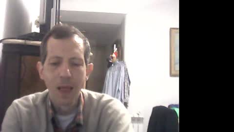 Snapshot of lucianoaxel chatting on December 22, 1:23 am Luciano online show from December 22, 1:23 am