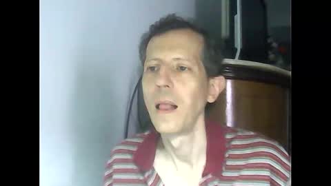 Snapshot of lucianoaxel chatting on February 20, 6:46 pm Luciano online show from February 20, 6:46 pm