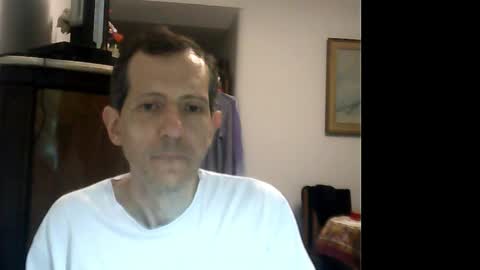 Snapshot of lucianoaxel chatting on December 28, 1:18 am Luciano online show from December 28, 1:18 am