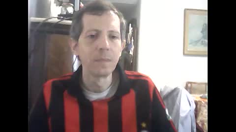 Snapshot of lucianoaxel chatting on March 9, 5:39 pm Luciano online show from March 9, 5:39 pm