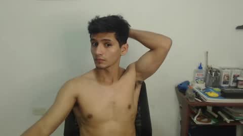 Snapshot of lucifferr_ chatting on February 18, 2:38 am leonel online show from February 18, 2:38 am