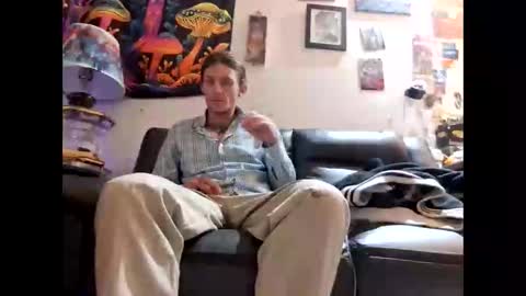 luciousloxs online show from April 2, 5:59 am