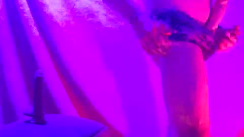 Lucky Eid Azy online show from December 28, 7:00 am