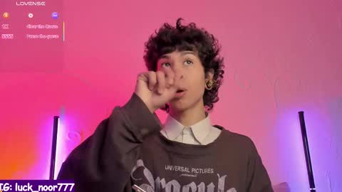 Noor online show from March 27, 6:20 pm