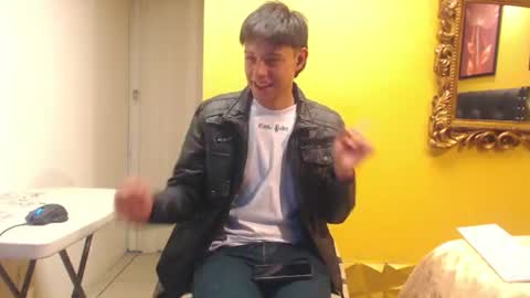 luckk_ online show from June 15, 4:04 am