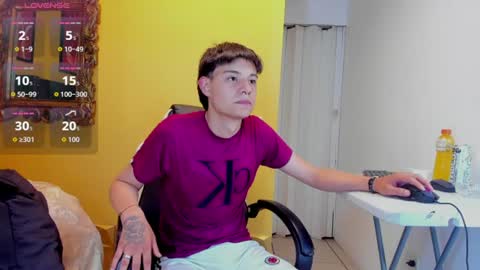 luckk_ online show from June 9, 4:25 am