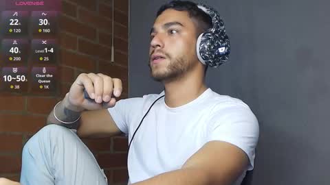 lucky_blessed online show from March 26, 3:54 am