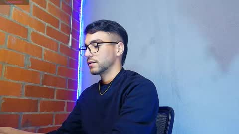 lucky_blessed online show from October 16, 5:04 am