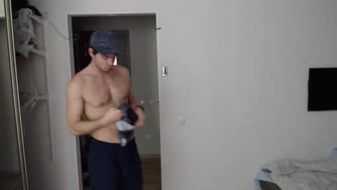 Iron Jhon online show from November 1, 5:17 pm