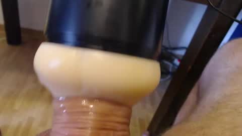 Hagen online show from April 19, 8:03 am