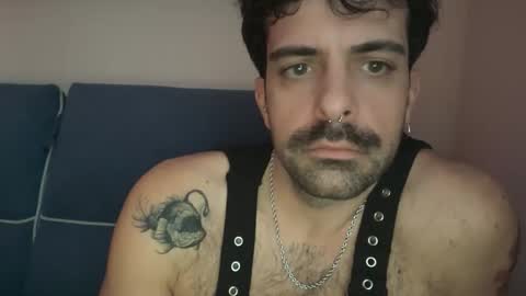 lui online show from December 17, 12:45 pm