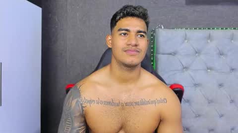 Luigi Independent model online show from November 16, 7:27 pm