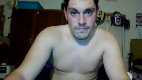 A slave to the mistress.. un esclavo para las amas dominantes. online show from October 14, 9:33 pm