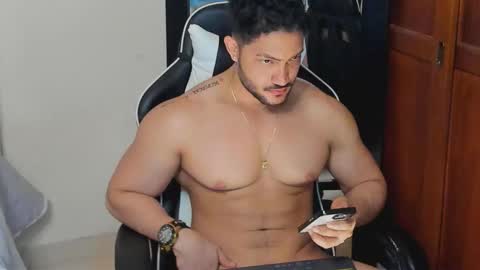 Snapshot of luis_baptista chatting on September 28, 11:58 pm luis_baptista online show from September 28, 11:58 pm