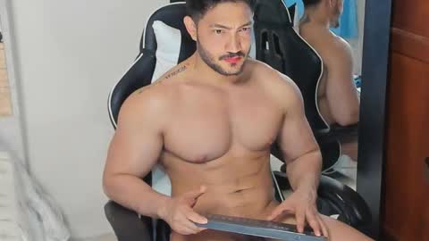 Snapshot of luis_baptista chatting on September 19, 1:50 am luis_baptista online show from September 19, 1:50 am
