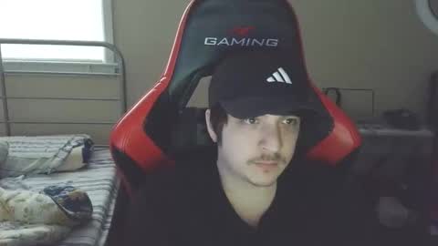 Luisdiaztube online show from May 6, 7:36 pm