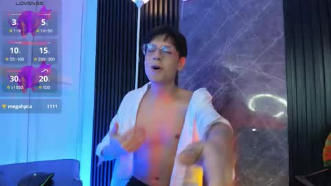 luixdust1 online show from November 27, 5:55 am