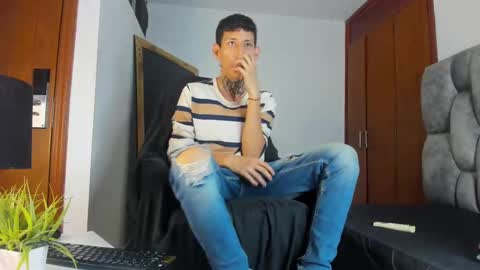 lujuriau_u online show from October 14, 1:34 am