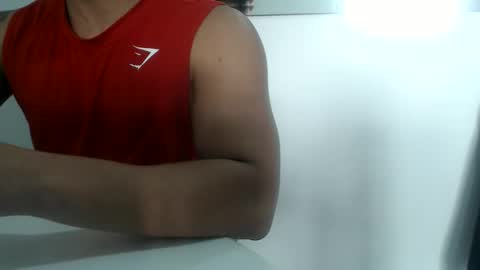 Snapshot of lukafitness chatting on September 10, 12:15 pm lukafitness online show from September 10, 12:15 pm