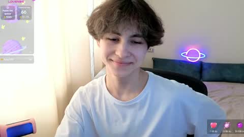 lukahayes online show from April 14, 1:33 pm