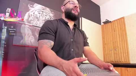 LUKE online show from December 19, 11:51 am