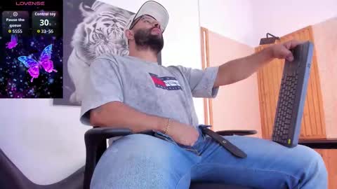 LUKE online show from October 10, 11:15 am