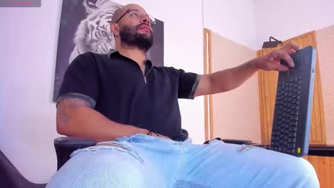 LUKE online show from October 11, 11:25 am