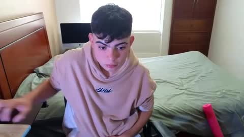 Snapshot of lukeboyce chatting on September 9, 2:05 pm lukeboyce online show from September 9, 2:05 pm