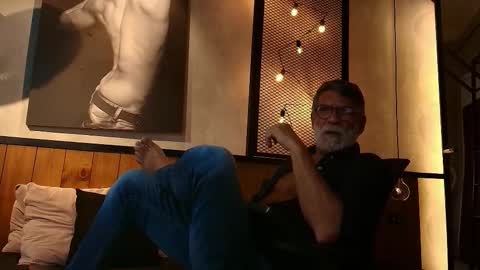 Luke Crews online show from January 27, 8:17 pm