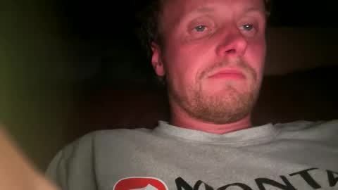 lukeeeeey96 online show from June 2, 2:01 am