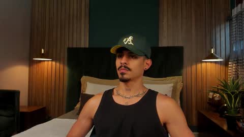 Luke Taylor online show from November 18, 11:36 am