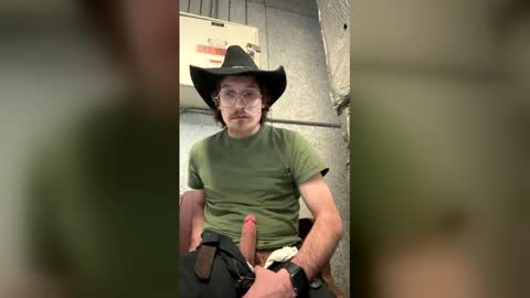 lukekibbe27 online show from February 16, 12:08 am