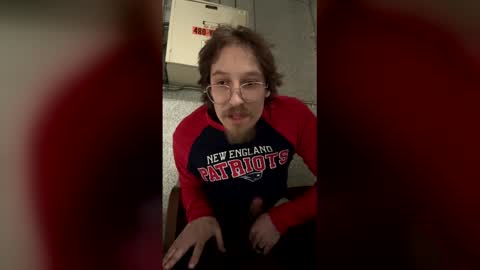 lukekibbe27 online show from January 31, 11:58 pm