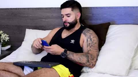 Lukhas f4f online show from October 1, 1:20 am