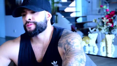 Lukhas f4f online show from January 25, 7:07 pm