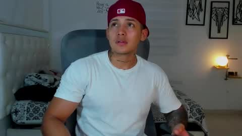 Lunay online show from February 28, 1:04 am